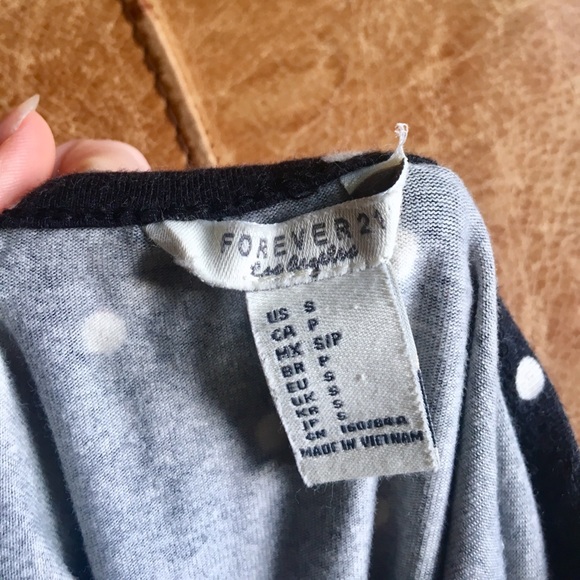 Retro Black-and-White Polka Dot Top - Picture 4 of 4